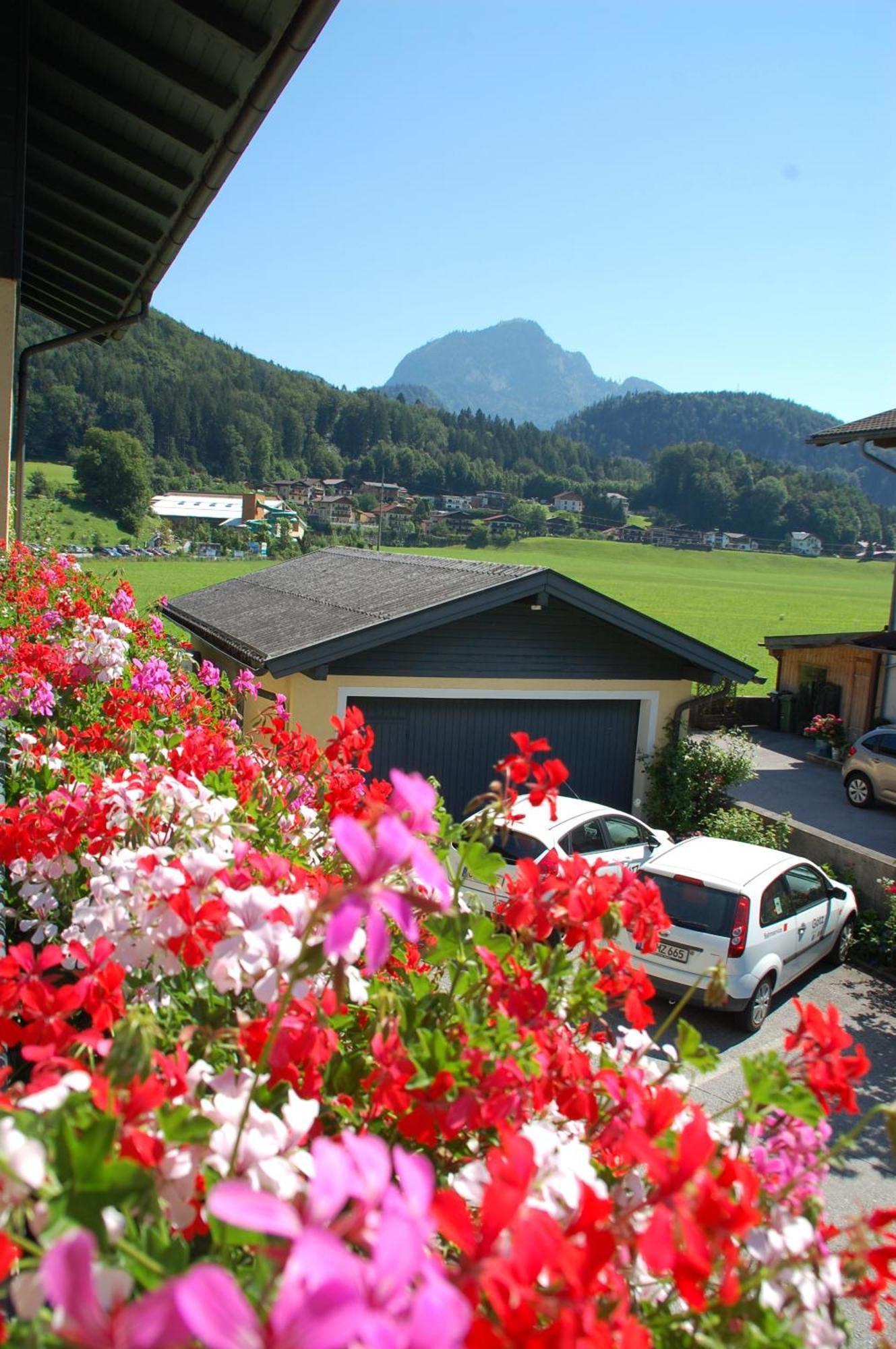 Gaestehaus Sunkler โกลลิง อันแดร์ ซัลซาค ภายนอก รูปภาพ